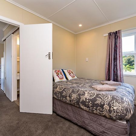 Waitangi Beach Bach 30B Exteriör bild