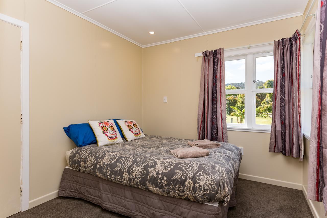 Waitangi Beach Bach 30B Exteriör bild